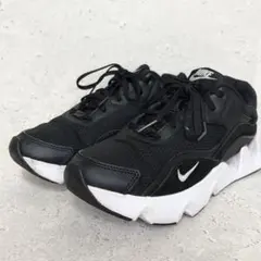 Item thumbnail for item d7e06b78-e029-47ca-a1f8-e444e2b74af4