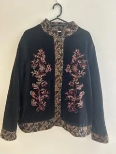 黒の花柄刺繍カーディガン