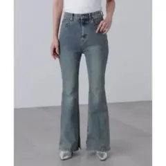 【値下げ12/21まで】フリーズマート　内スリットベルボトムデニムパンツ