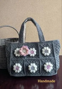 Item thumbnail for item 1983015f-03b1-4b0c-bdfc-f60f9c2c62ed