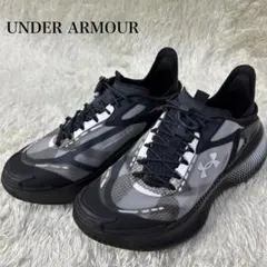 【美品】アンダーアーマー UAエコー スリップスピード スニーカー 24.5