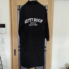 大きいサイズゆったりBETTY BOOPバック ロゴ可愛い 長袖ロングワンピース
