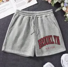 グレーショートパンツ