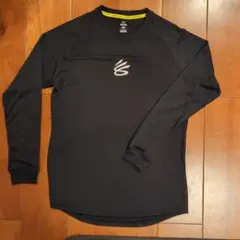 アンダーアーマー バスケットボールウェア 長袖Tシャツ S