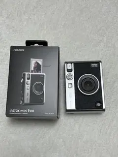 Fujifilm instax mini Evo インスタントカメラ 本体