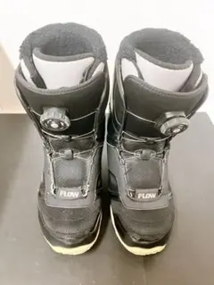 FLOW 2013年／LUXE COILERスノーボードブーツ　23.5cm