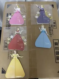 ディズニープリンセスハニカムカード