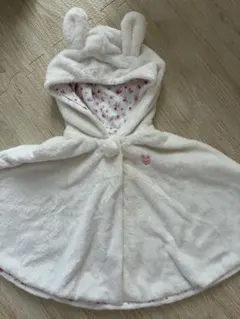 ウサギ耳付きフリースベビーポンチョ