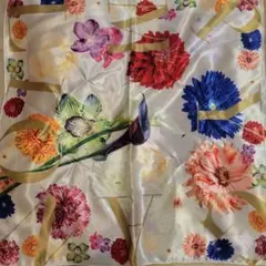 Marca 楽器と花のプリント スカーフ - メルカリ