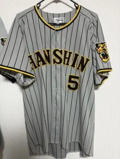 阪神タイガースユニフォーム近本