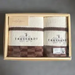 【新品未使用】TRUSSARDI タオルセット 2枚のサムネイル