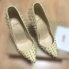 クリスチャンルブタン パンプス　オーロラスパイク