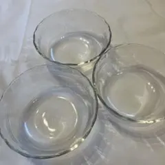 Pyrex ガラスボウル 3個セットのサムネイル