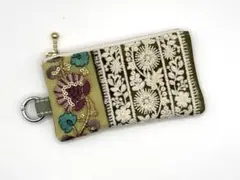 85 カードポケット付きミニポーチ　インド刺繍リボン