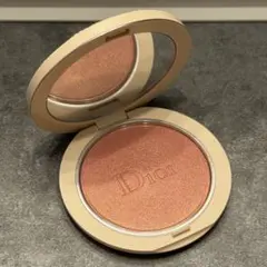 ☆新品未使用☆ 06 CORAL GLOW オールスキン　ルミナイザー