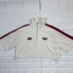 刺繍ハーフジップT