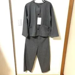 グレーのセットアップ