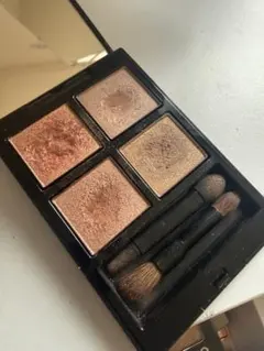 ADDICTION アイシャドウパレット Cashmere Dream 001