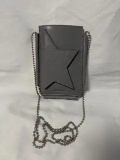【新品・未使用品】星型パッチ レザースマホショルダーバッグ グレー