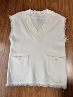 Te chi chi ホワイトニットベスト