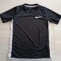 キッズNIKE DRI-FIT 半袖Tシャツ ブラック Mサイズ