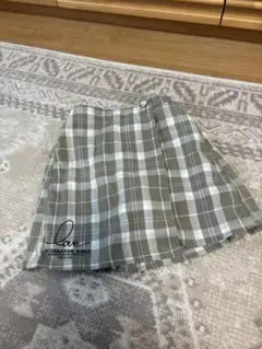 ベージュ チェック柄スカパン