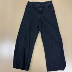ユニクロ　バルレレッグジーンズ　ブラックのサムネイル