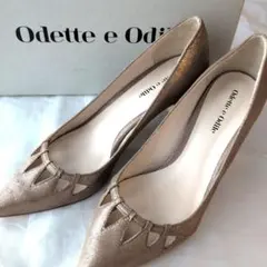 【新品未使用】Odette e Odile パンプス ゴールド ベージュのサムネイル