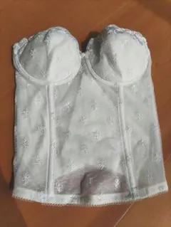 ブライダルインナー　ビスチェ　結婚式