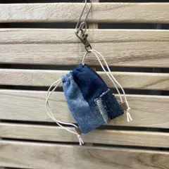 デニムリメイクパッチワーク風ミニリュック