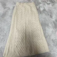 ニットスカート　ケーブルニット　ロングスカート