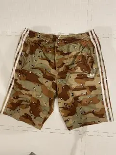 adidas originals アディダス オリジナル 迷彩 ハーフパンツ