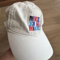 NIKE 帽子　キッズのサムネイル
