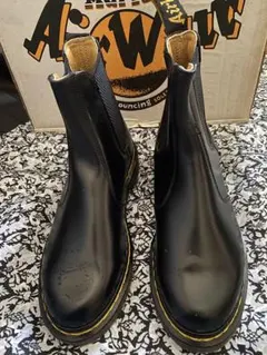 Dr Martens ドクターマーチン　チェルシーブーツ　イングランド製　箱無し