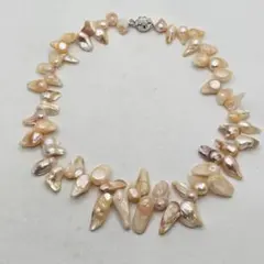 Item thumbnail for item ca9d83d3-8997-4b99-8a82-71dd42e8f2cf