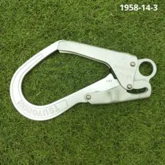 Item thumbnail for item de15b517-58aa-494c-8750-95929cf3f69f