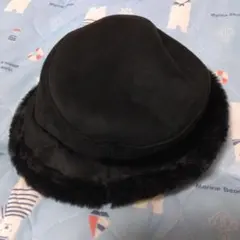 シューラルーボア付き黒ハット