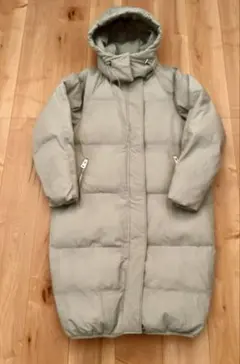 値下げ中」EVERLANE The reNew Long Puffer - メルカリ