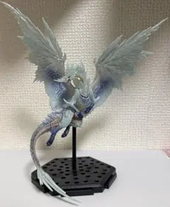 モンハン　カプコンフィギュアビルダー　スタンダードモデル　イヴェルカーナ