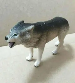 Schleich　シュライヒ　オオカミ　フィギュア　【送料込み】
