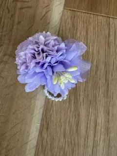 紫色の花コサージュ