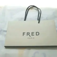 引っ越し作業早々取り下げます。フレッド ショッピングバッグ26×16