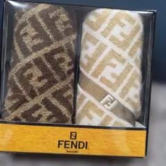FENDI　フェンディ　ズッカ柄　タオルハンカチ　2枚セット　未使用箱入のサムネイル
