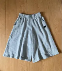 E hyphen world gallery FILAコラボ スウェットパンツのサムネイル