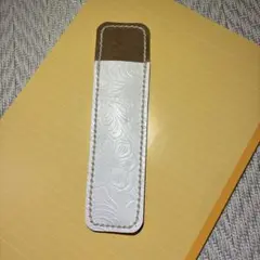 WGペイズリー (B)ペンケース レザークラフト - メルカリ