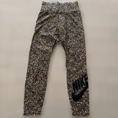 ナイキ レギンス レオパード柄
