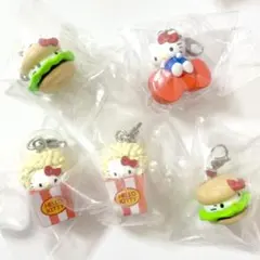 ハローキティ　アメリカンデザイン　めじるしアクセ