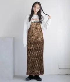 ウネウネベロアワンピース　143088 ローリーズファーム　ブラウン