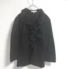 ナラカミーチェ　フロントフリル　プルオーバー　黒　ブラック　オフィス