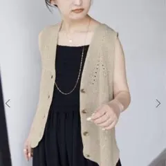 【極美品】SLOBE IENA ニットジレ　ベスト　2025 近年モデル　人気